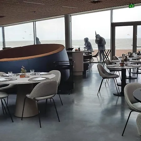 Beachstudio Westende With Sea View Apartmán